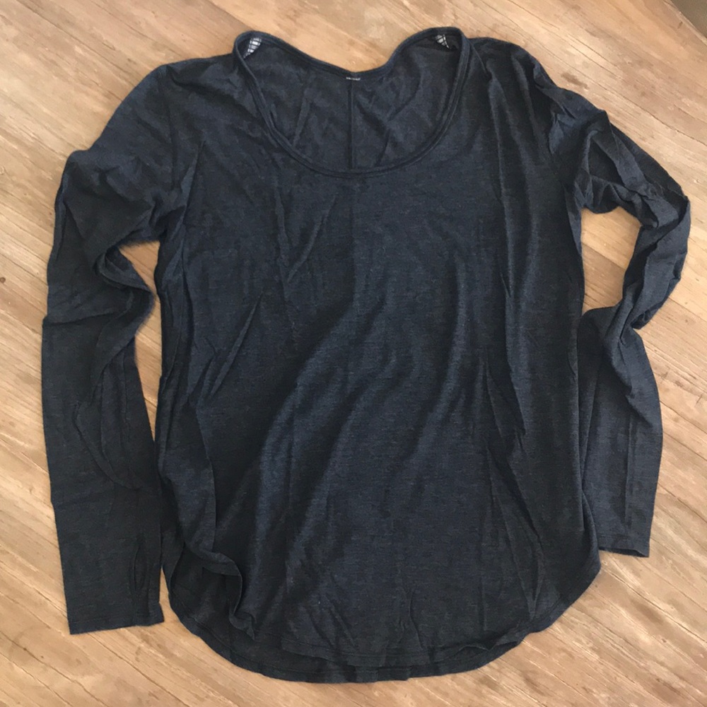 Lululemon Long Sleeved T-Shirt